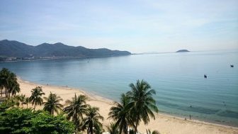 Bãi Dương Nha Trang: Cẩm nang khám phá bãi biển thanh bình, quyến rũ