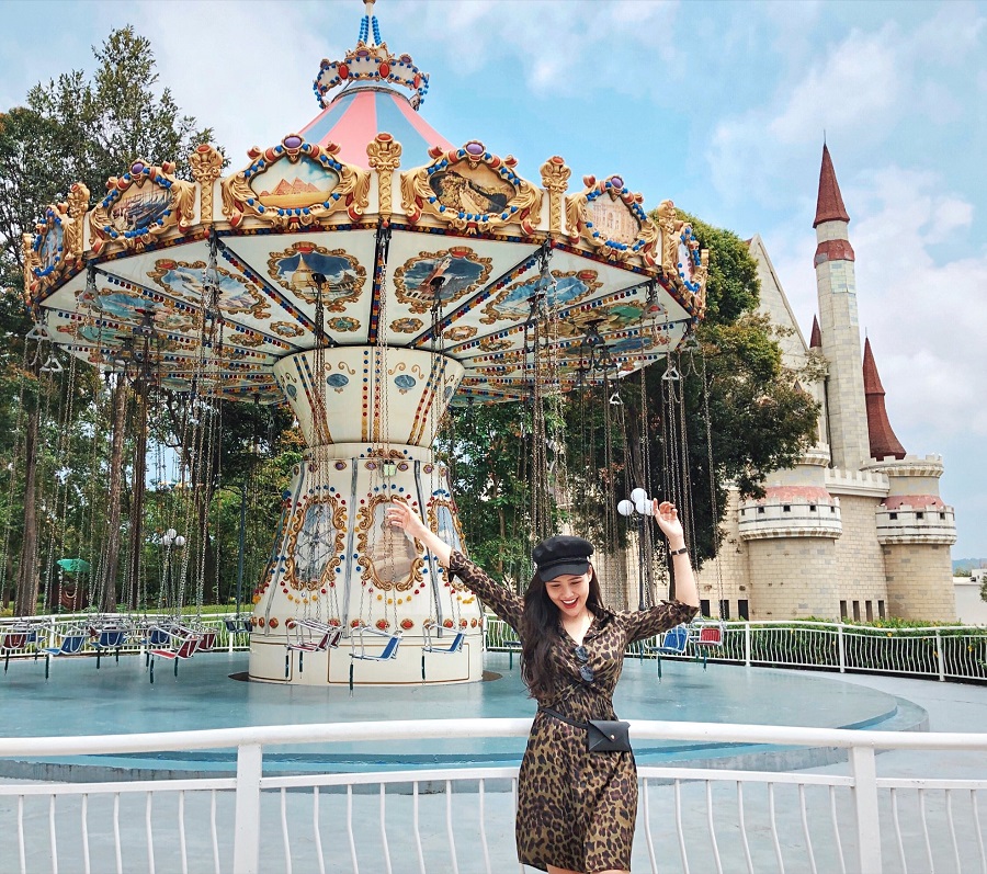 Bay giữa không trung và ngắm nhìn kỳ quan thiên nhiên đảo ngọc 