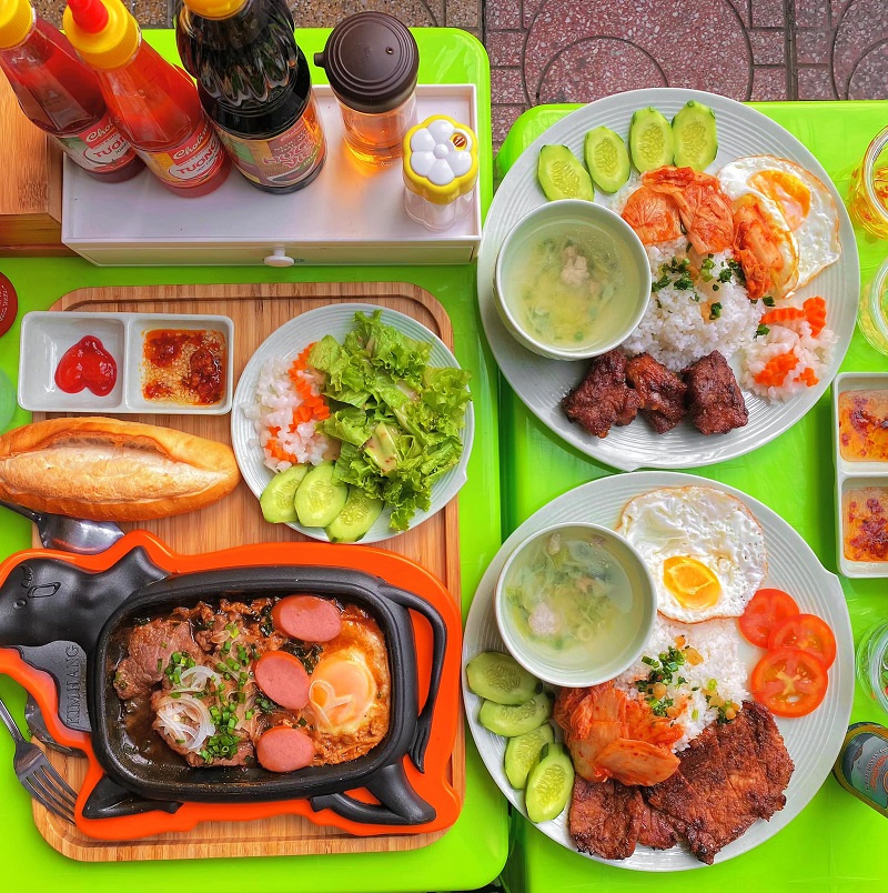 Cơm tấm và bò né AsterLAM