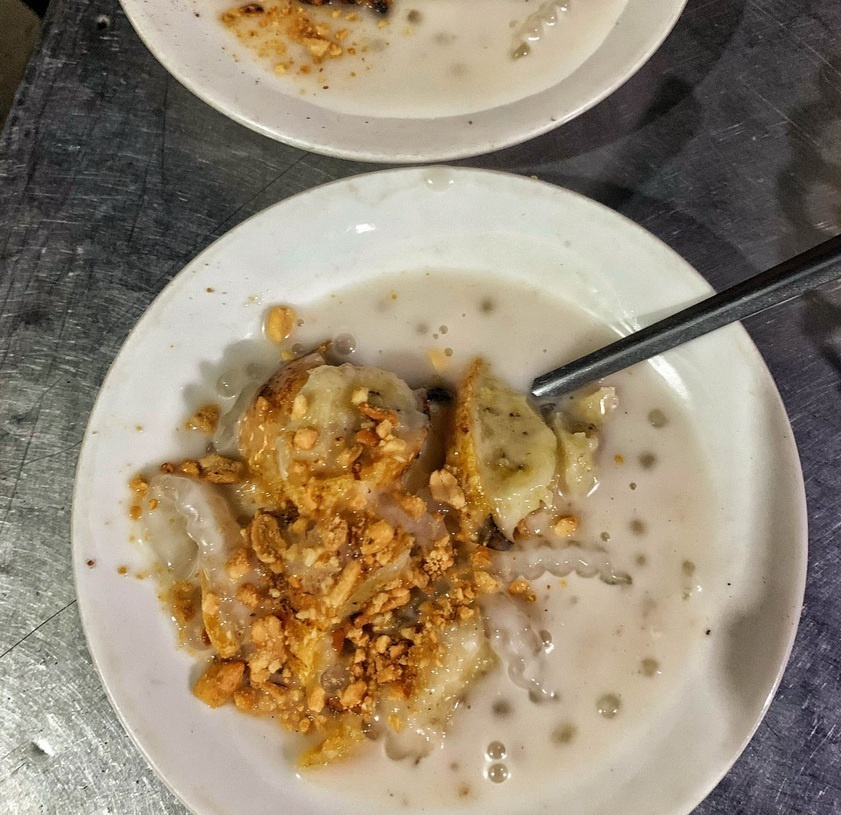 Chè chuối nướng Ông Ích Khiêm