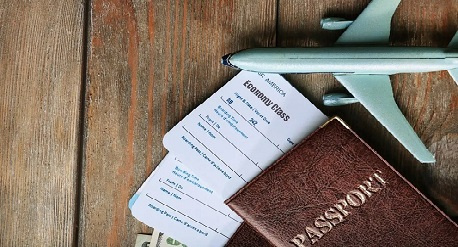 [Giải đáp] Đi máy bay cần giấy tờ gì? Điều kiện giấy tờ cần chuẩn bị