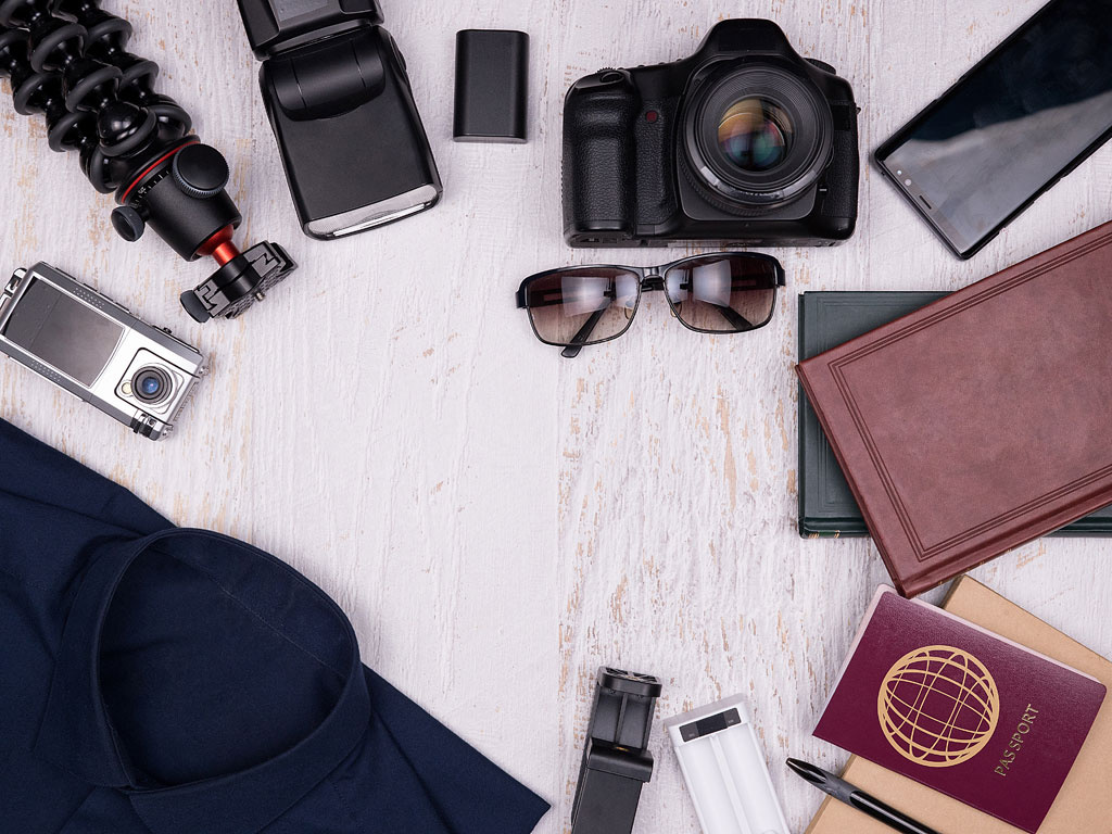 Du lịch Nha Trang cần chuẩn bị gì Smartphone, máy ảnh, máy quay phim giúp bạn lưu lại những khoảnh khắc đáng nhớ