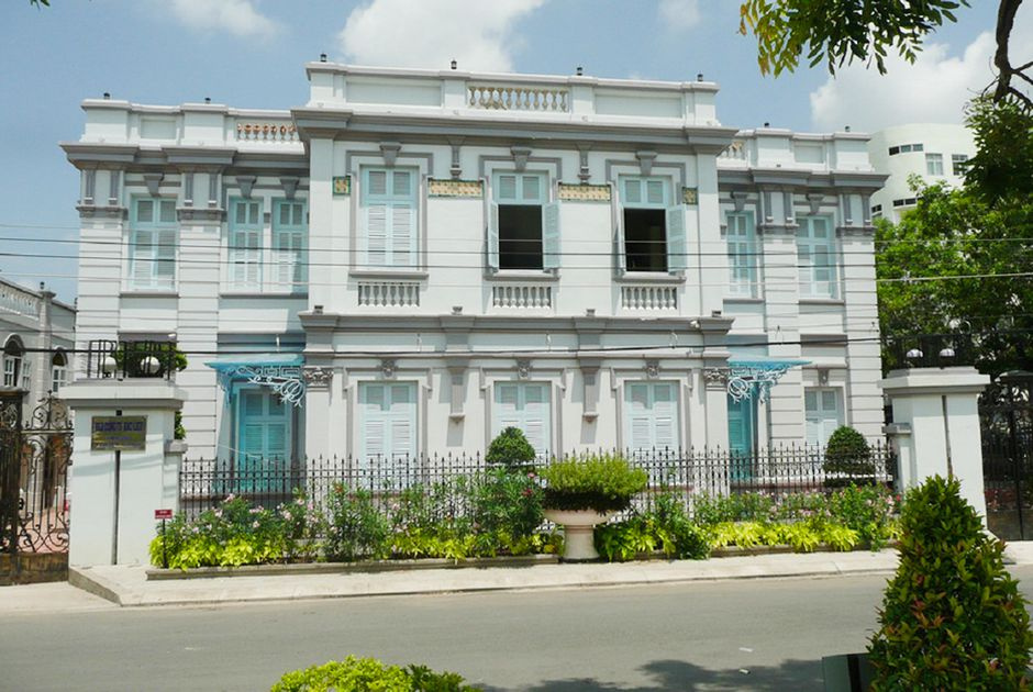 Vẻ ngoài bề thế của nhà công tử Bạc Liêu