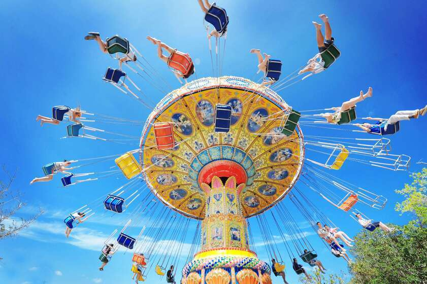 Tour Sài Gòn Nha Trang trò chơi cảm giác mạnh ở VinWonders Nha Trang