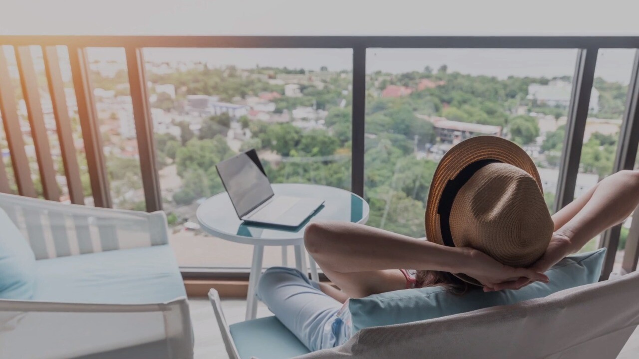 Workcation là giải pháp để thư giãn mà không trì hoãn công việc