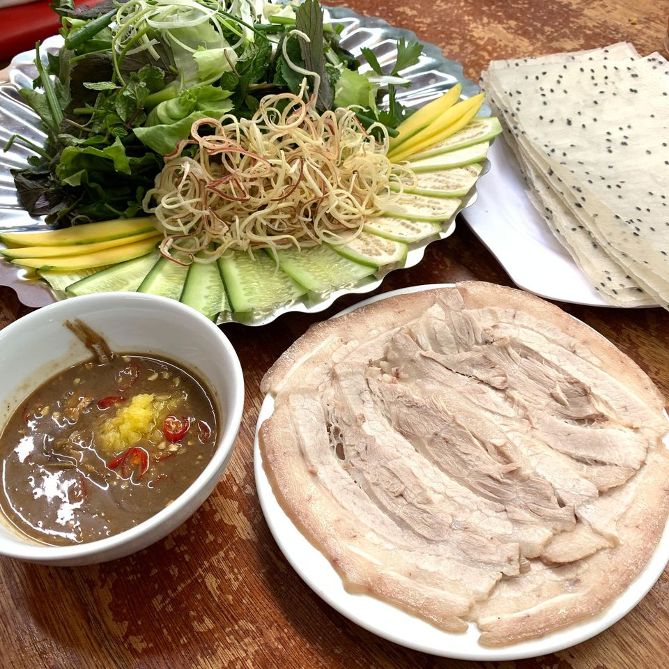 Bánh tráng cuốn thịt heo Đà Nẵng