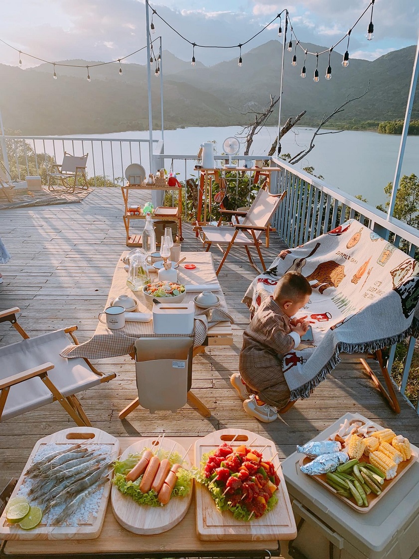 Hồ Am Chúa lý tưởng trong những ngày hè 