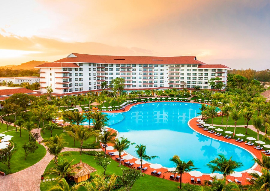 Kiến trúc Á Đông và khuôn viên xanh mướt của Vinpearl Resort & Spa Phú Quốc