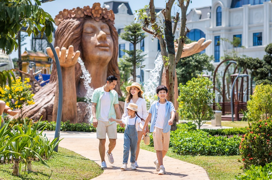 Khu vui chơi Vinpearl Phú Quốc Chiêm ngưỡng những tác phẩm nghệ thuật ấn tượng tại công viên đương đại Urban Park