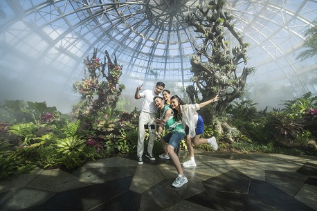 Vì sao nên du lịch theo nhóm nhỏ? Gợi ý các điểm đến hấp dẫn nhất 2025