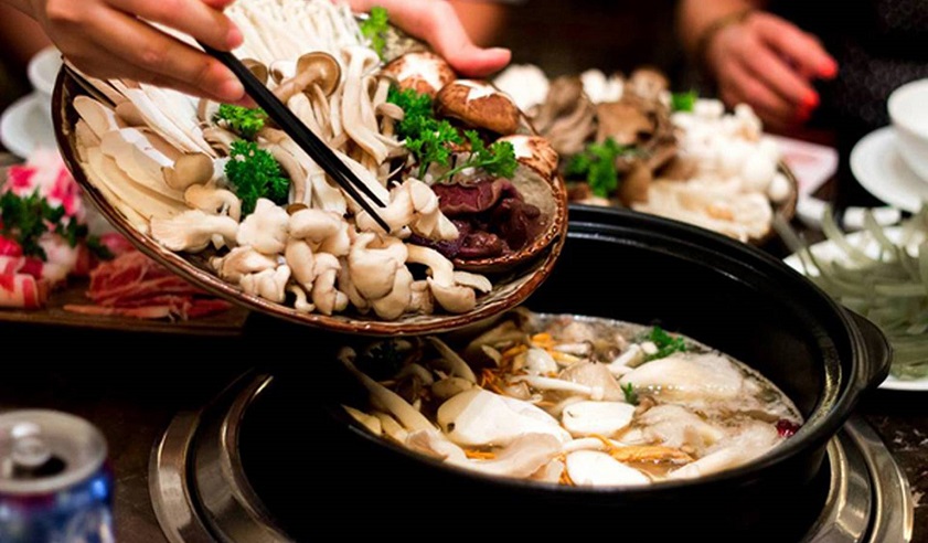 Lẩu nấm Phượng Hoàng Cổ Trấn