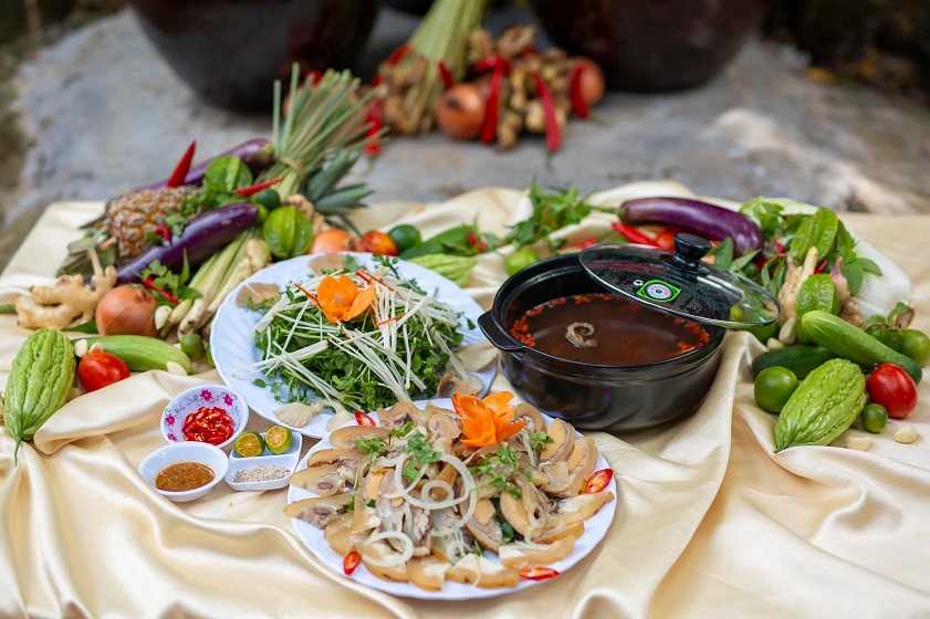 Lẩu trâu Quốc Tuấn