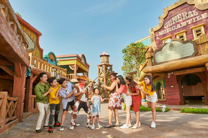 Vui chơi tại VinWonders Phú Quốc