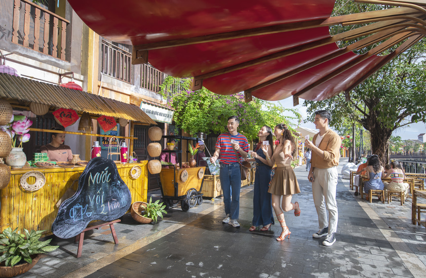 Có rất nhiều hoạt động vui chơi giải trí hấp dẫn đang chờ du khách khám phá tại VinWonders Nam Hội An