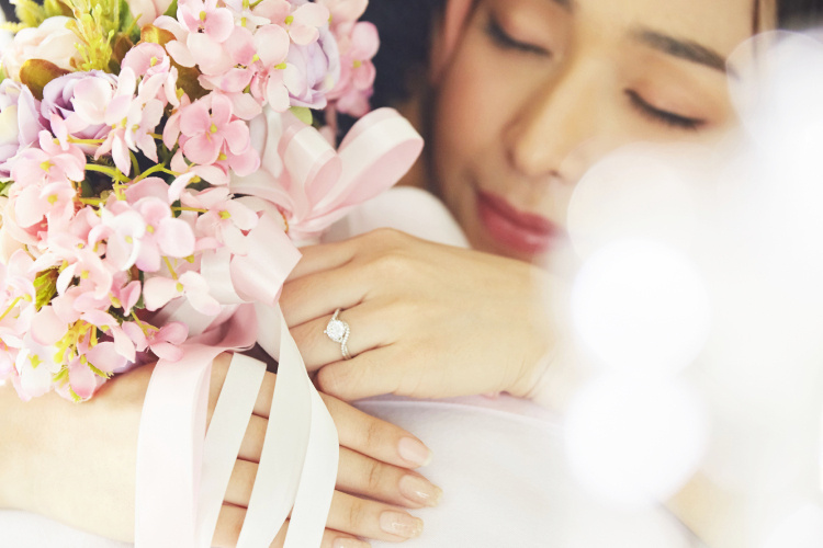 Lời chúc Valentine Càng yêu xa thì bạn càng cần phải quan tâm đến cảm xúc, nhu cầu của người ấy