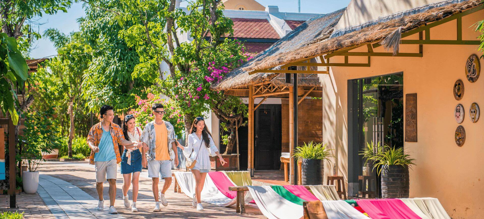 8/3 đi chơi ở đâu