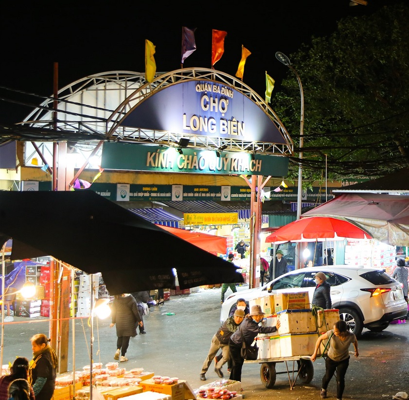 Night market Hanoi Night Market Hanoi