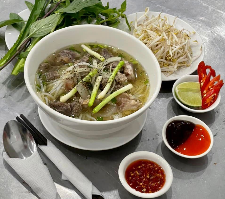 Phở đêm Sài Gòn Phở ngon quán phở Thắng