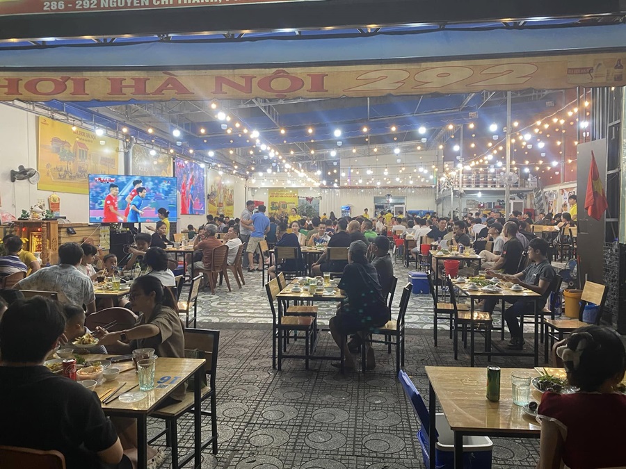 Quán bia hơi Hà Nội tại Sài Gòn 292