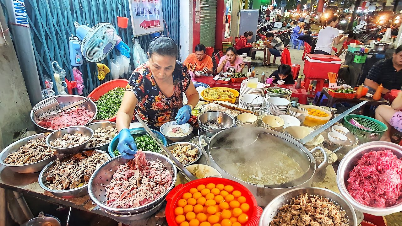 Phở đêm Sài Gòn Quán phở đêm Sài Gòn Quận 6 cô Hồng
