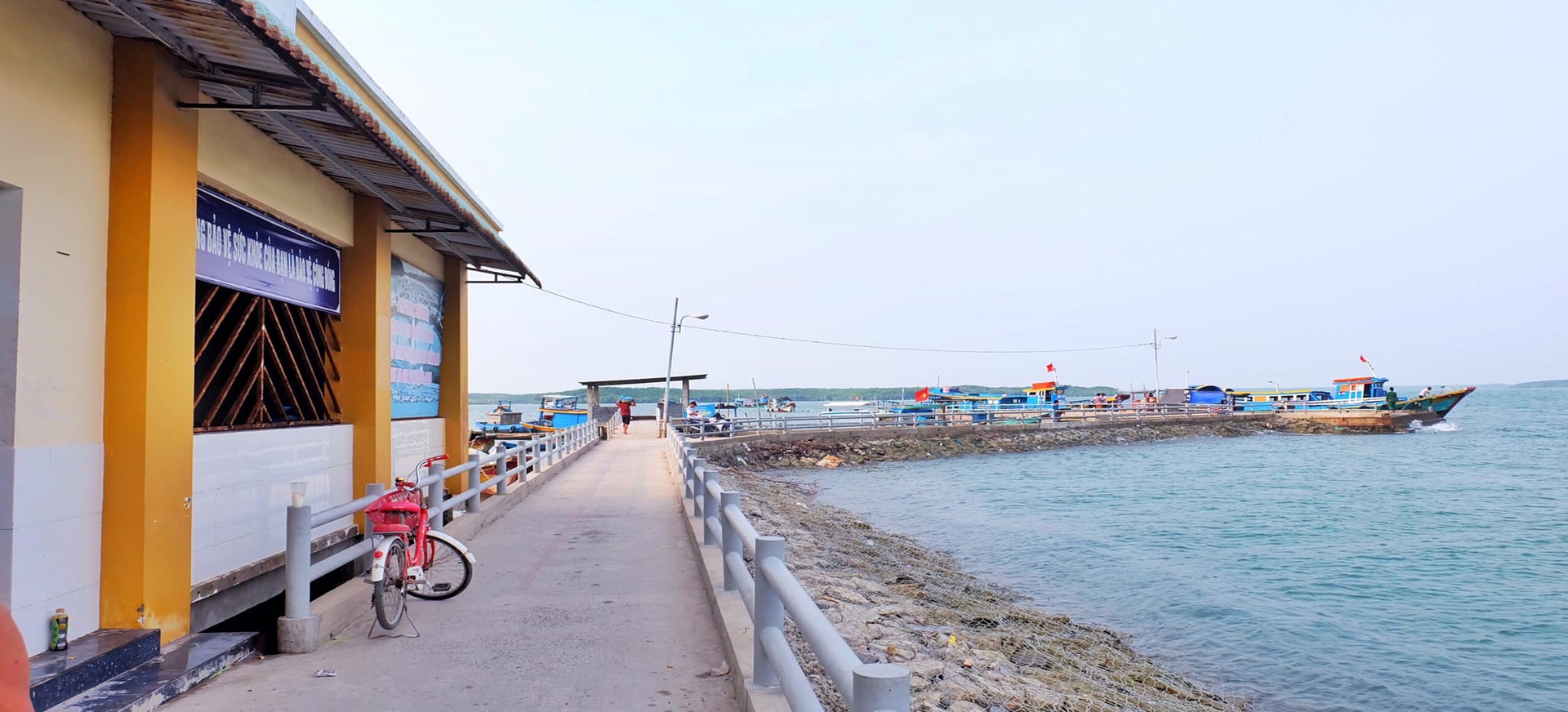 Life taps a different beat on Thanh An Island