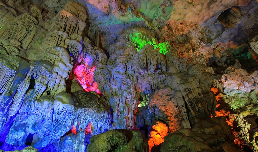 Ha Long Bay map The Ha Long Bay map is dotted with natural attractions