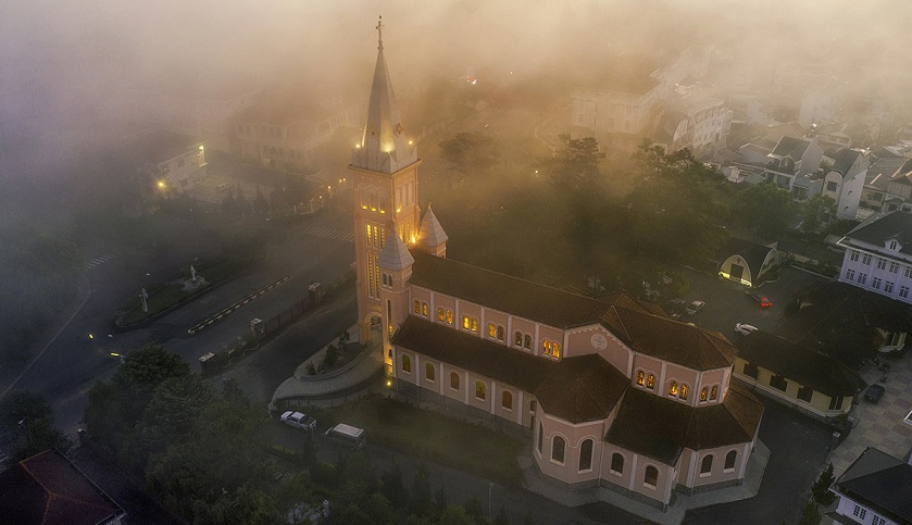 The weather in Da Lat in October is quite pleasant