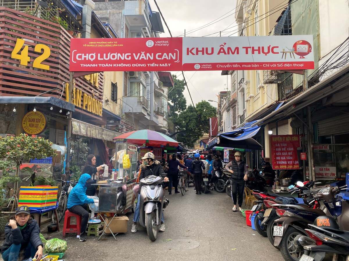 Food tour Hải Phòng chợ Lương Văn Can