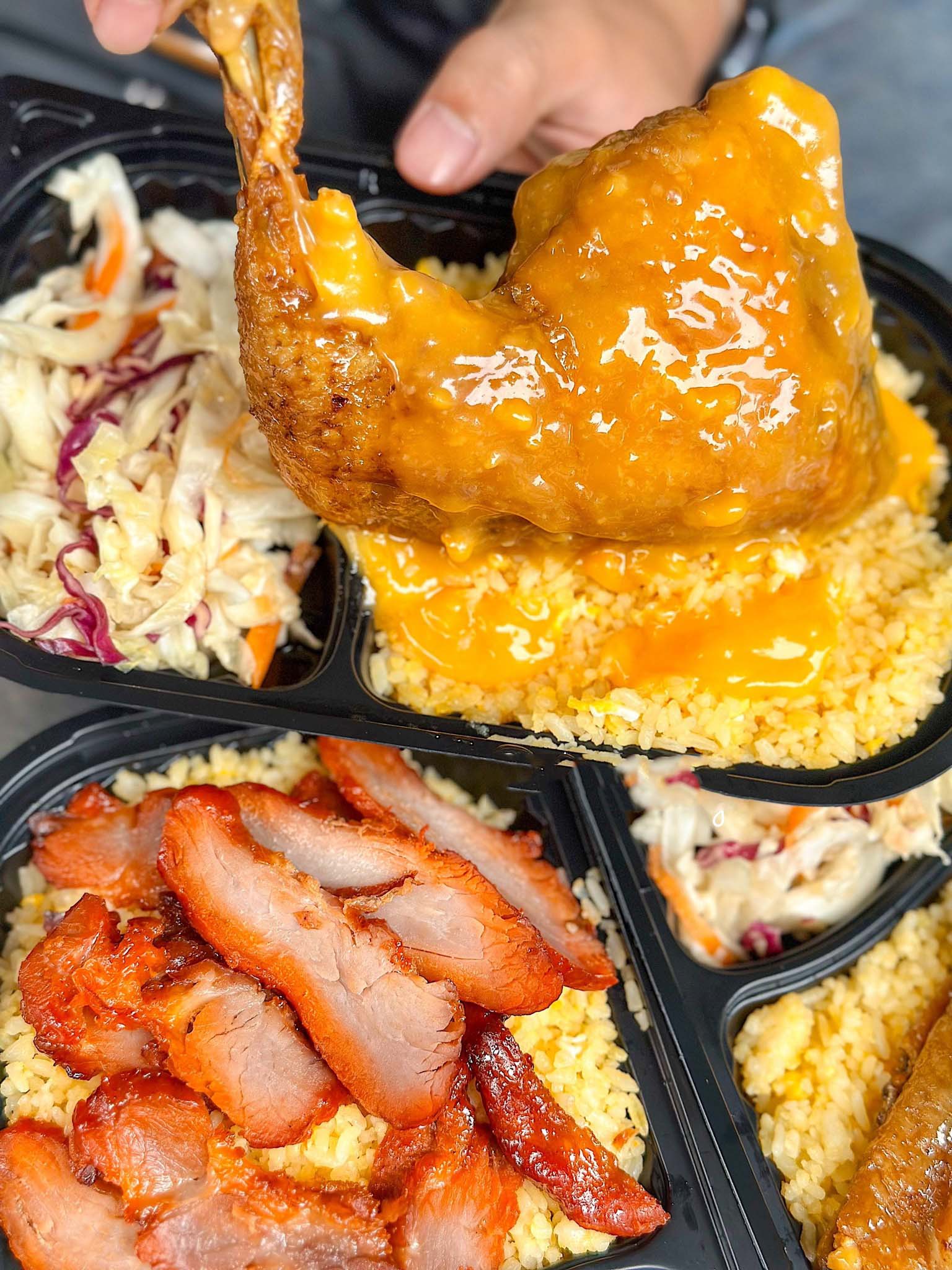 Cơm gà xối mỡ ngon nhất Sài Gòn Cơm Gà Ngon Bà Hoàng