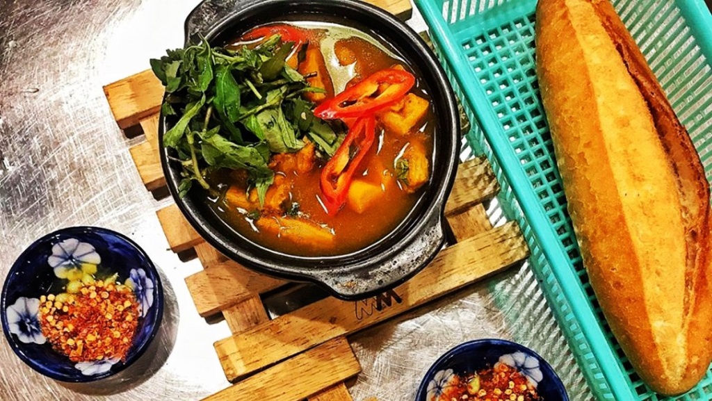Phá lấu bò