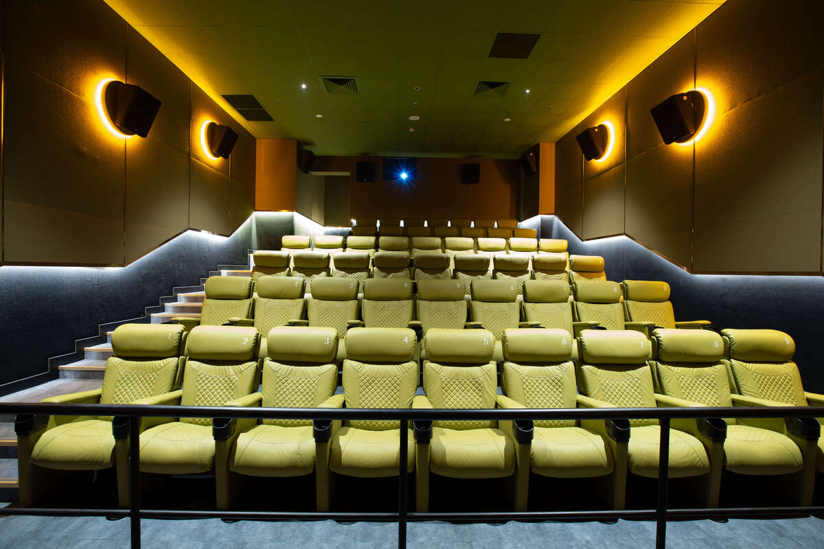 Rạp chiếu phim sau 12h đêm ở Sài Gòn Rạp chiếu phim TPHCM