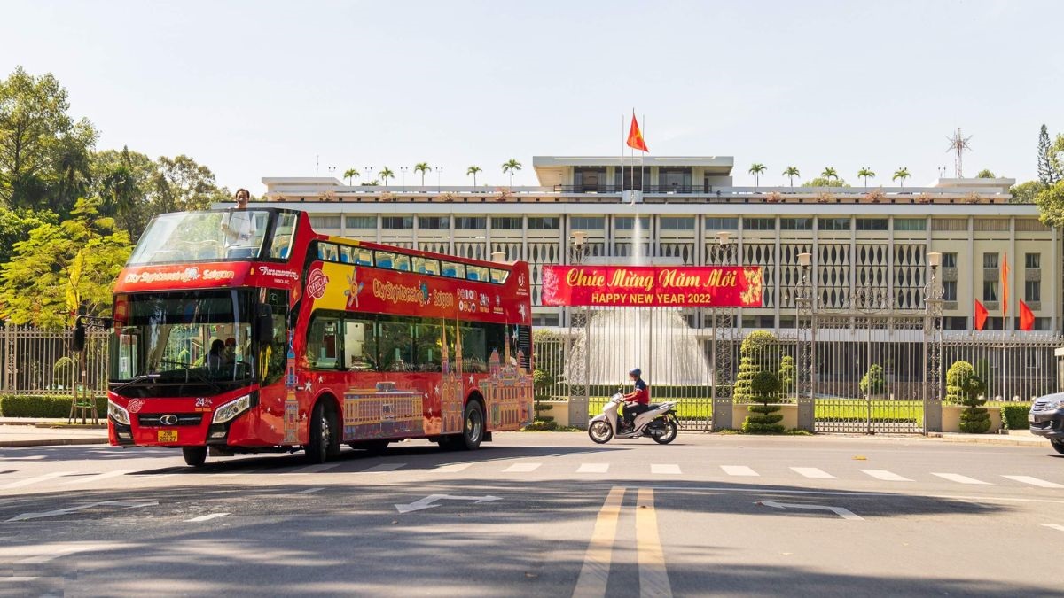 Xe bus 2 tầng Sài Gòn tuyến tham quan thành phố