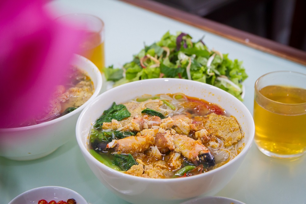 Cai Dam Market Cu Ky noodle soup