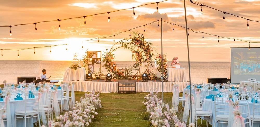 Vietnam wedding cost Factors like catering, decoration, and entertainment all contribute to the final Vietnam wedding cost