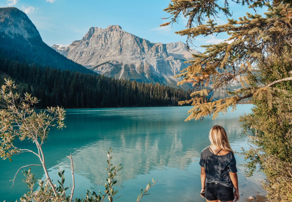 best places to visit in the fall For good places to visit in the fall in Canada, don’t miss Banff National Park