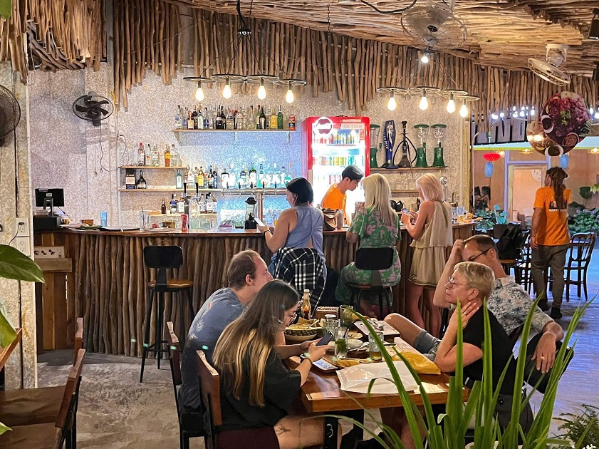 Happy Bear Beer Bar in Phu Quoc