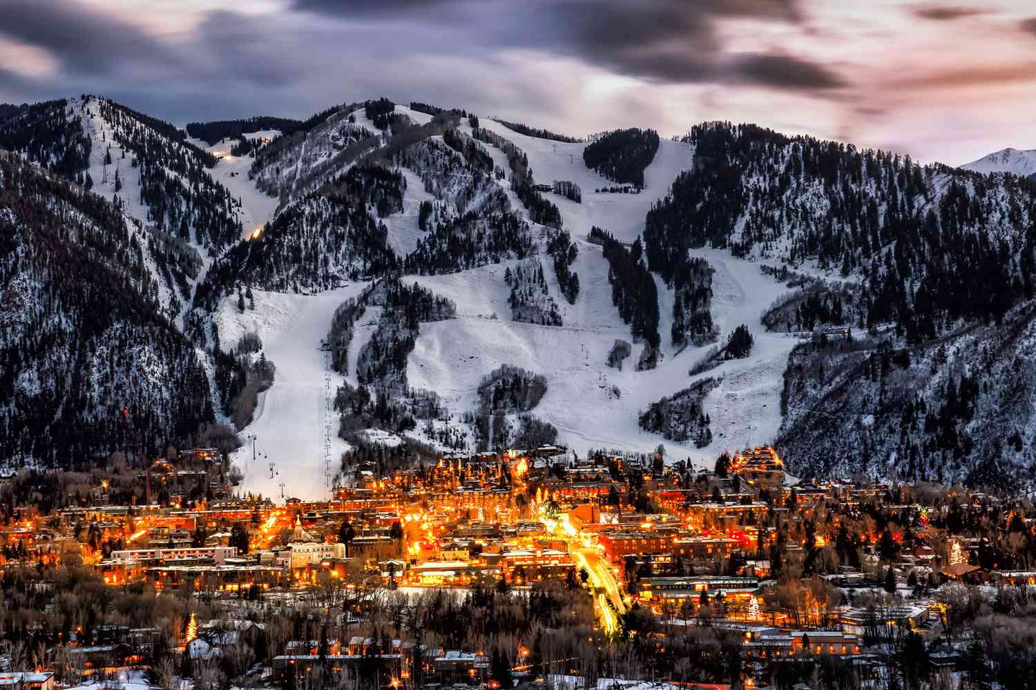 best places to visit in the fall Head to Aspen and enjoy a stunning fall display