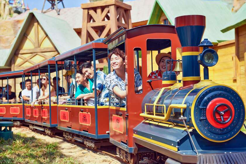 Interactive elements make VinWonders Phu Quoc rides even more engaging for visitor