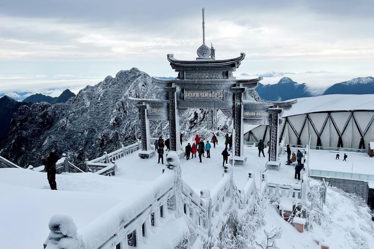 does it snow in Vietnam It can occasionally appear in the northern mountains during winter