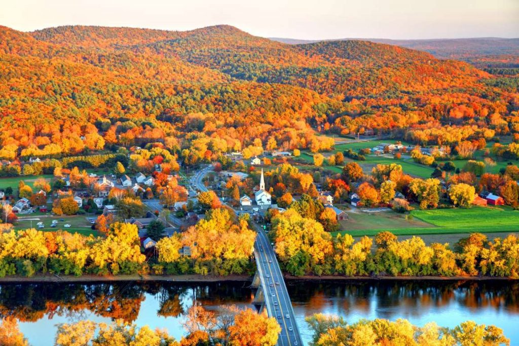 best places to visit in the fall New England stands out among the great places to visit in the fall