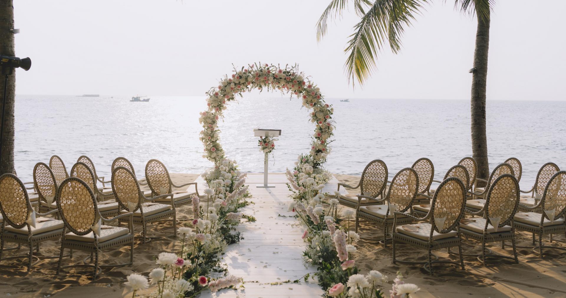 Phu Quoc beach wedding