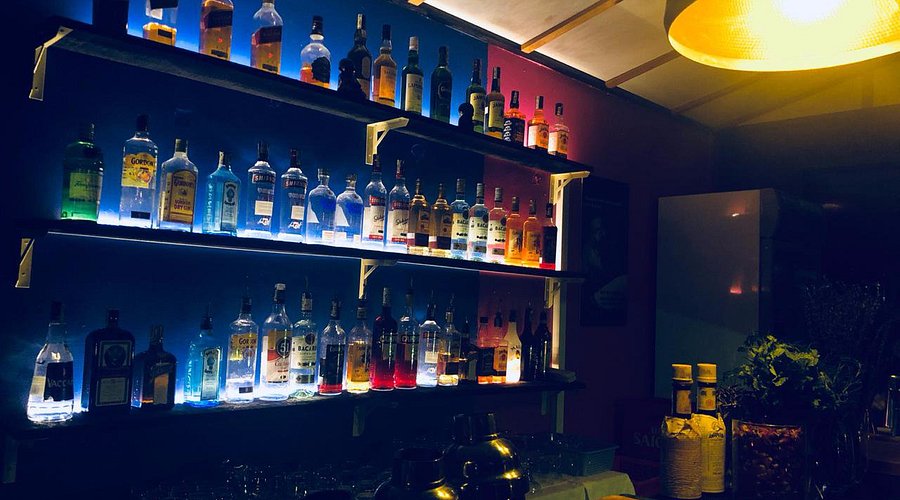 Phu Quoc’s Luna Bar