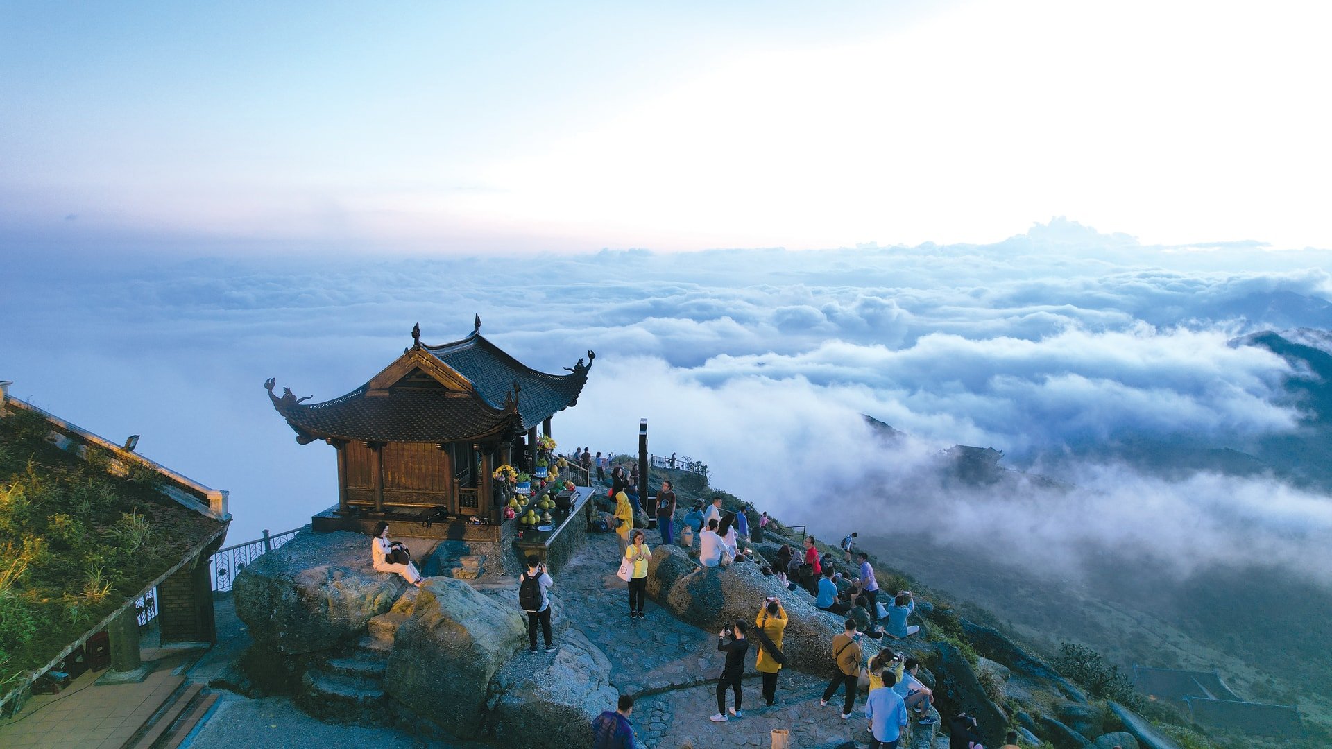 Take a Yen Tu Mountain hike to admire its natural scenery