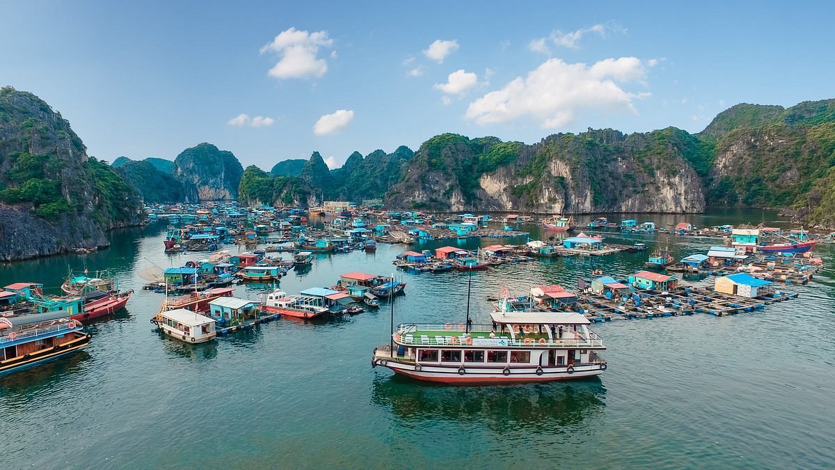 The scenic journey from Hanoi to Lan Ha Bay takes you to a tranquil paradise