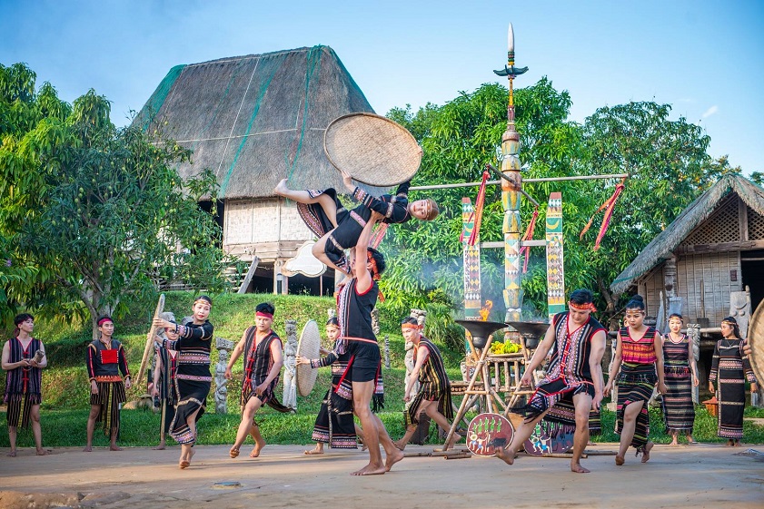 what to wear in Vietnam in December VinWonders Nam Hoi An blends culture and adventure harmoniously