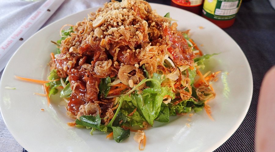 French restaurant in Hoi An Whether you seek a hearty breakfast or a romantic dinner, French Bakery & Restaurant provides