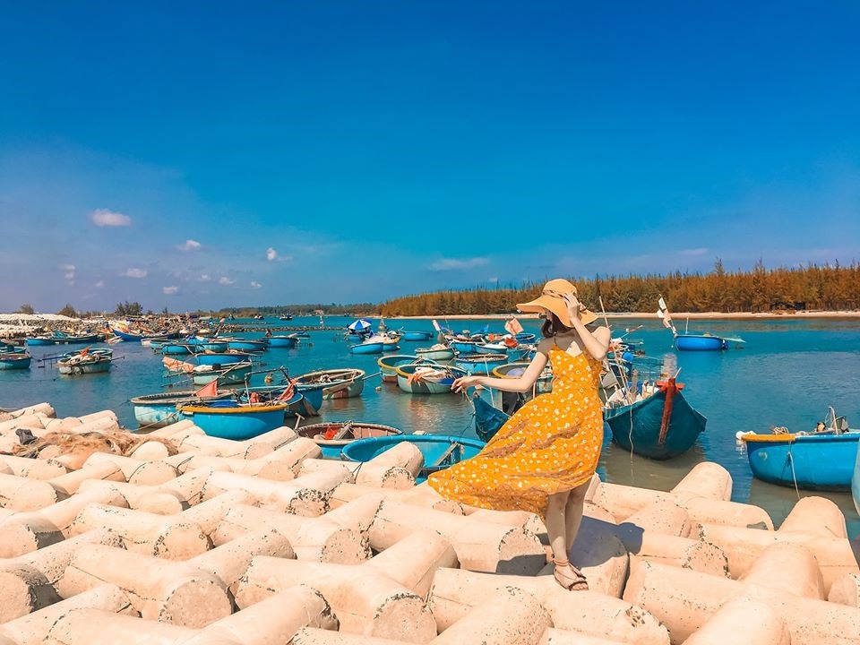 Wondering what clothes to wear in Vietnam in November? Check out our guide