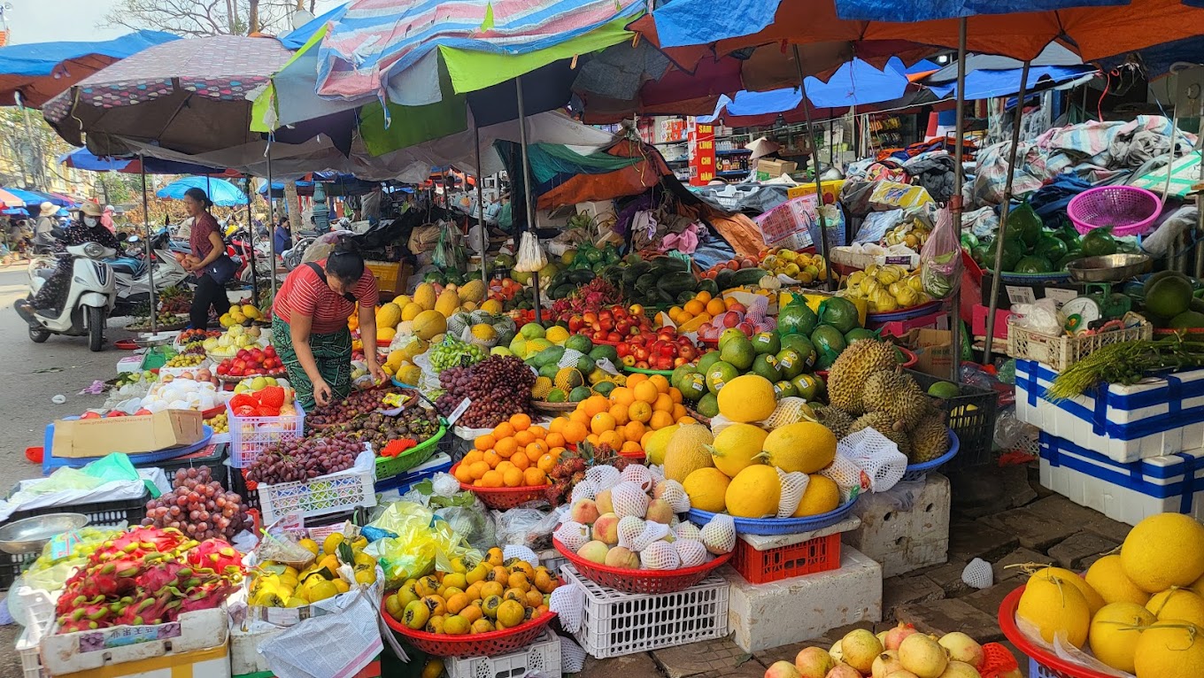 Chợ Rừng Quảng Yên với nhiều mặt hàng