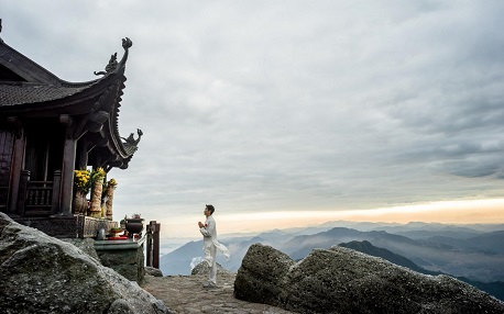 Đỉnh Thiêng Yên Tử: Khám phá cái nôi Phật giáo Việt Nam