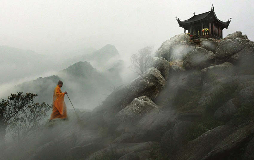 Yen Tu Pagoda journey to Yen Tu Pagoda